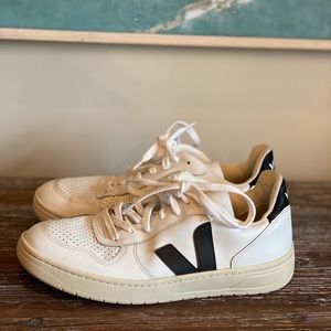 Veja Sneakers